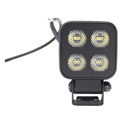 Luz de Trabajo LED / 2650 Lúmenes / 12-24 VCD / Haz Amplio / Disipador de Aluminio / Lente de Policarbonato