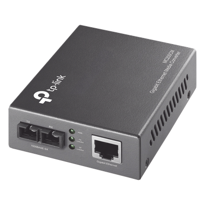 Convertidor de Medios / 1 Gbps / Fibra Multimodo SC / RJ45 10/100/1000 Mbps / Alcance 550 m (1804.5 ft) / Plug and Play