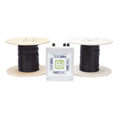 Sensor de Intrusión Perimetral / Cable Microfónico / 2 Zonas / 152 m (498.7 ft) por Zona / 304 m (997.4 ft) Total / Procesador DSP / Calibración por Software