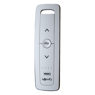 Control Remoto RF / 5 Canales / Alcance 200 m (656.2 ft) / Posición Favorita Programable / IP30