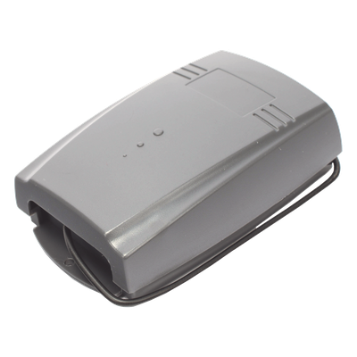 Receptor Inalámbrico / 3 Canales / 433 MHz / 12/24 VCC/VCA / 25 m (82 ft) / 400 Controles / 3 Salidas de Relé COM/NO