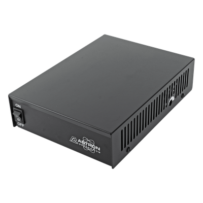 Fuente de Poder Conmutada / 13.8 Vcc / 18 A Máxima / 100-240 VCA Entrada Universal / 1.6 kg / CE RoHS Energy Star